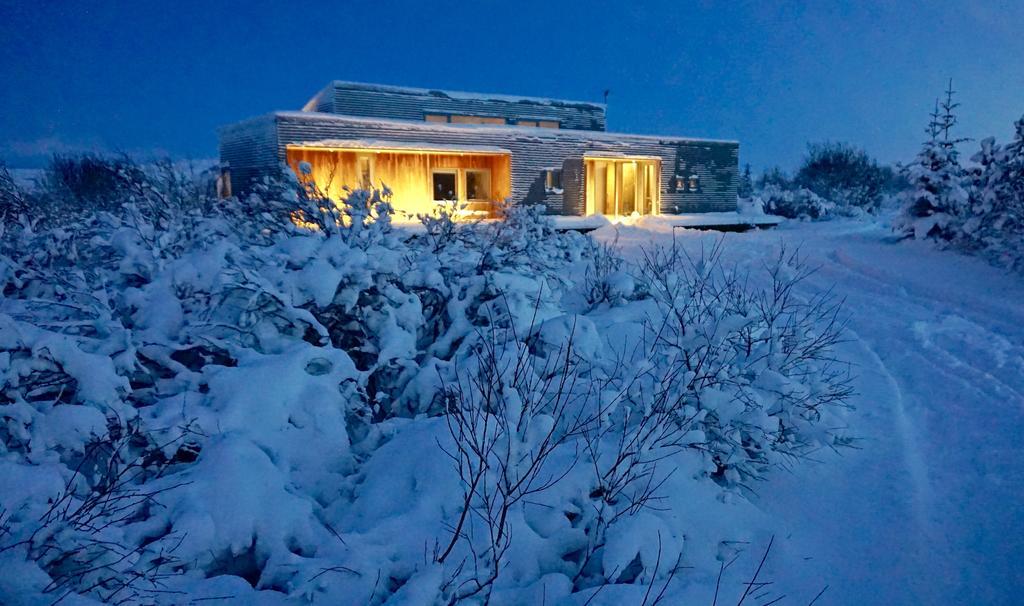 Bakki Villa Jarthlangsstathir Bagian luar foto