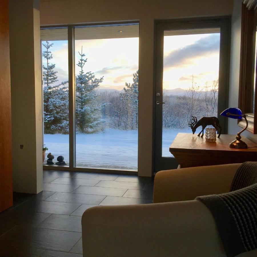 Bakki Villa Jarthlangsstathir Bagian luar foto